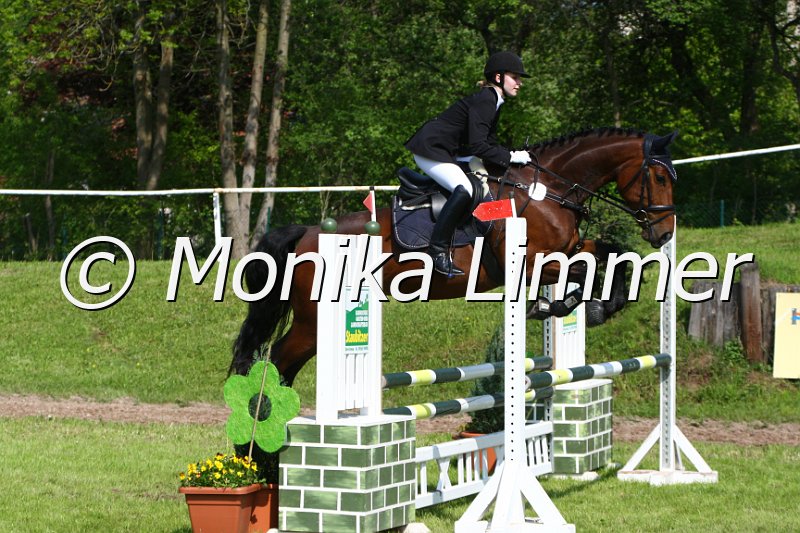 005M4311_Her Diamond_Stil A.JPG